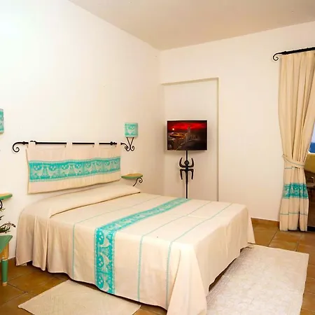 Apartahotel La Noire 4*