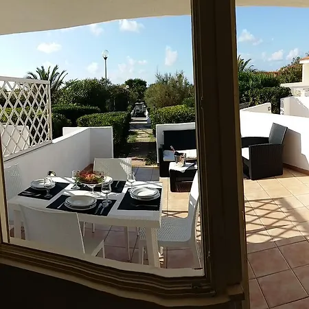 La Noire Aparthotel
