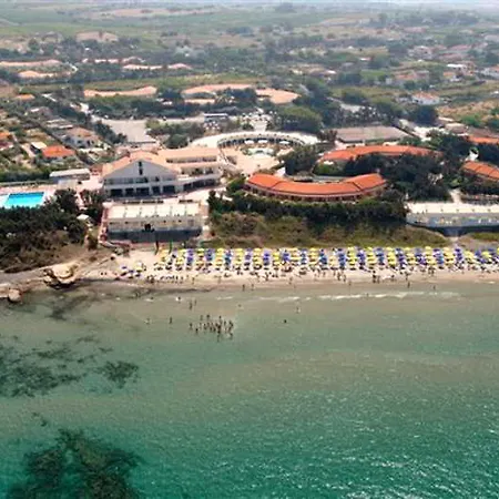 Apartahotel La Noire 4*