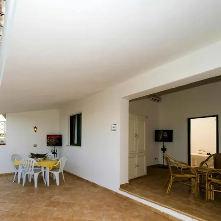La Noire Aparthotel